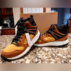 Merrell Wildwood Mid Leather WP Boot J068033 Spice Leather Suede Mens Size 12